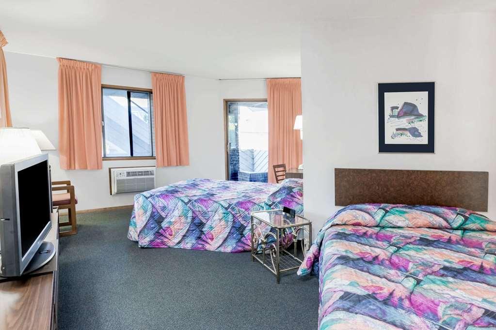 Knights Inn Mackinaw City Pokoj fotografie