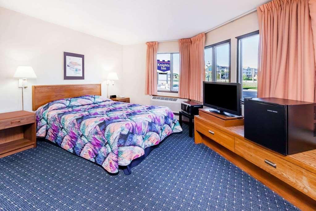 Knights Inn Mackinaw City Pokoj fotografie
