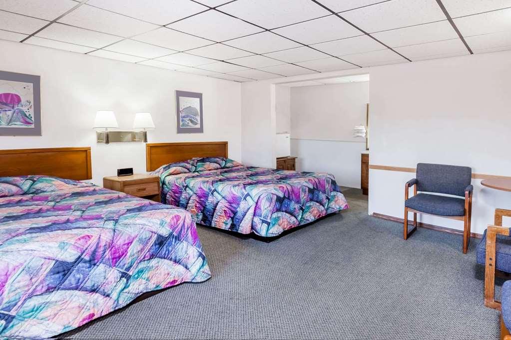 Knights Inn Mackinaw City Pokoj fotografie